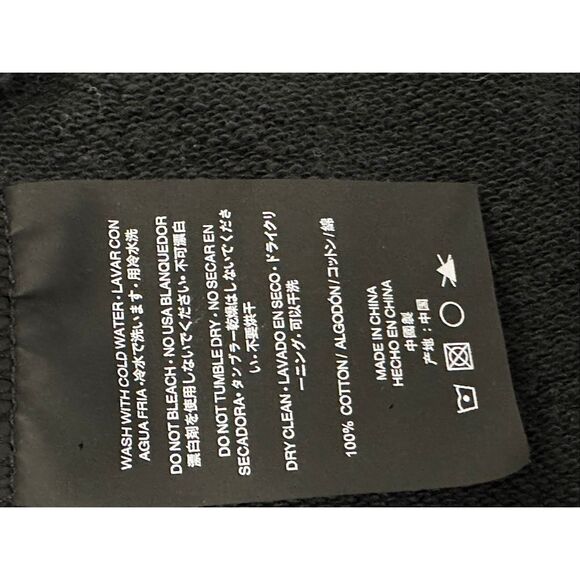 Sykkuno V-Tuber Men's T-shirt Hoodie Black  Blue Gold Star Size: S - Picture 5 of 5